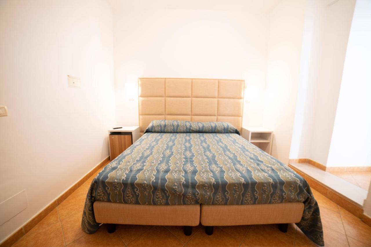 Hotel Villa A Mare Rodi Garganico Εξωτερικό φωτογραφία