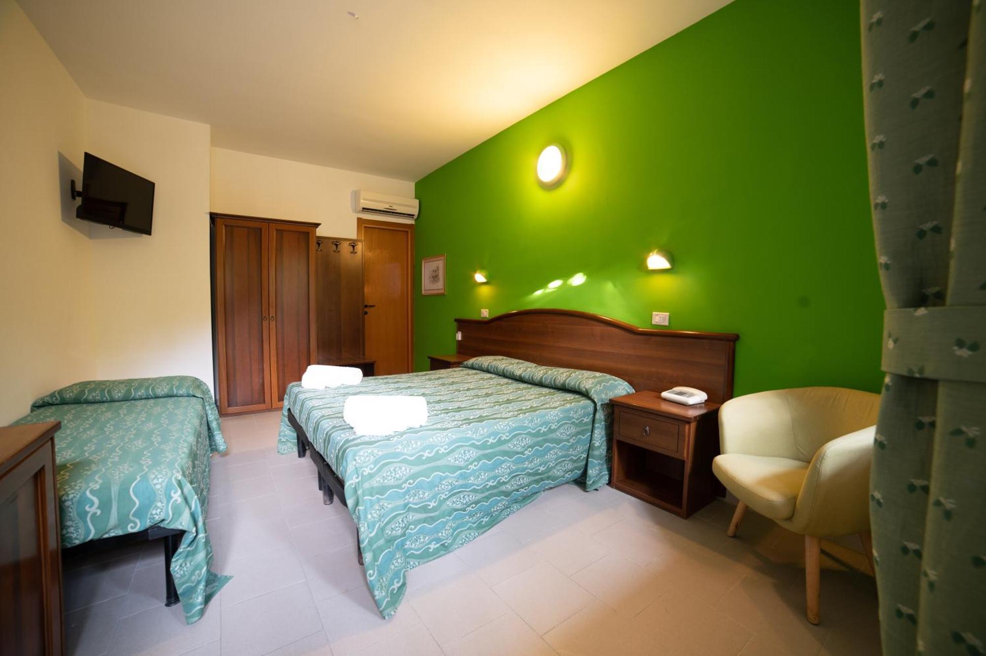 Hotel Villa A Mare Rodi Garganico Εξωτερικό φωτογραφία